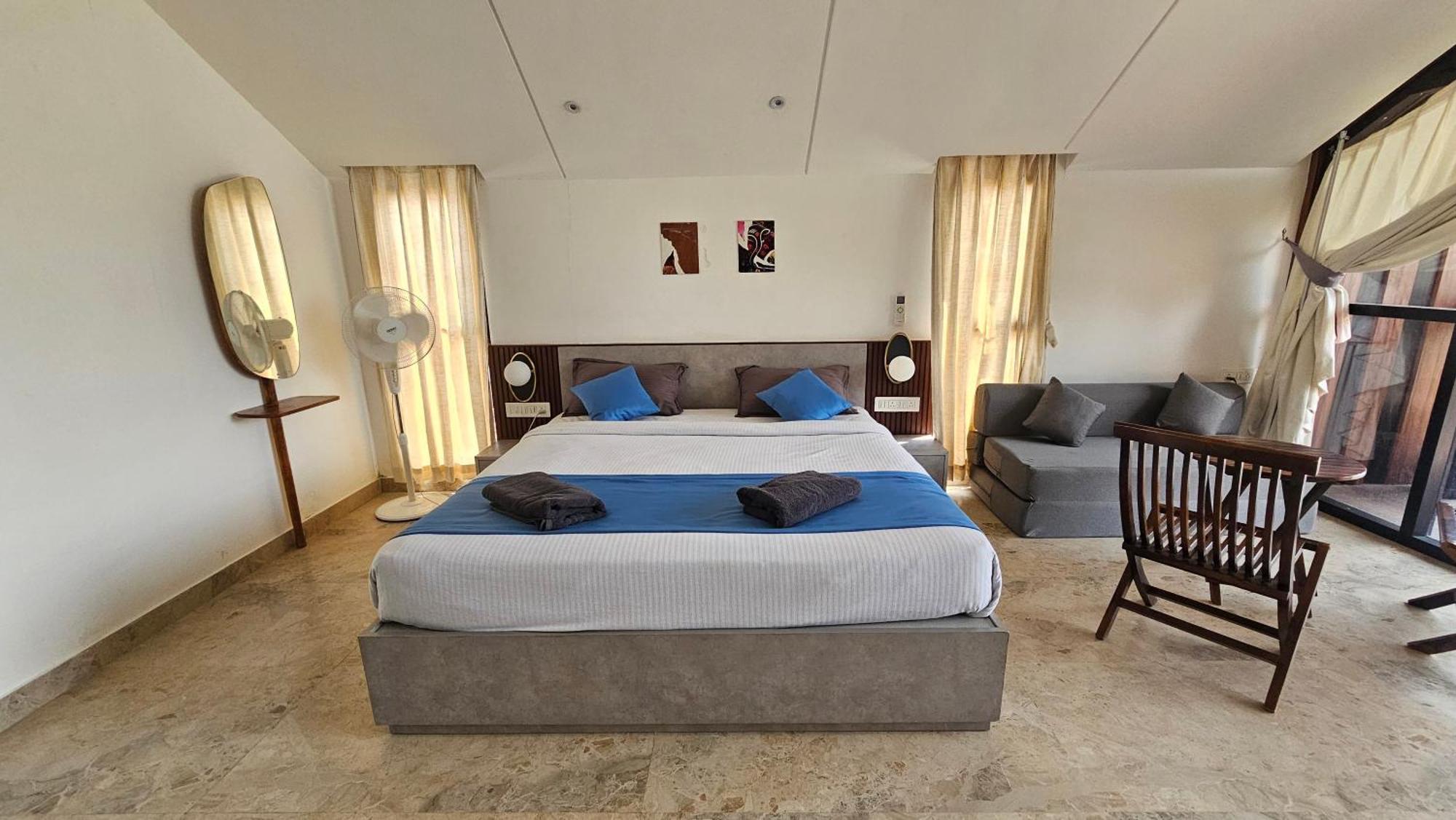Aura Farms - Private Pool Cottages Rāmanagaram Esterno foto