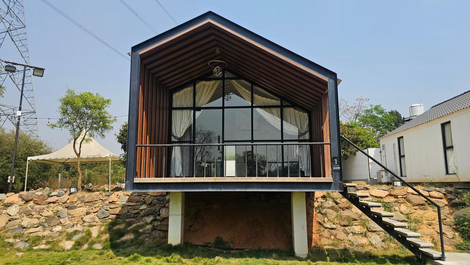 Aura Farms - Private Pool Cottages Rāmanagaram Esterno foto
